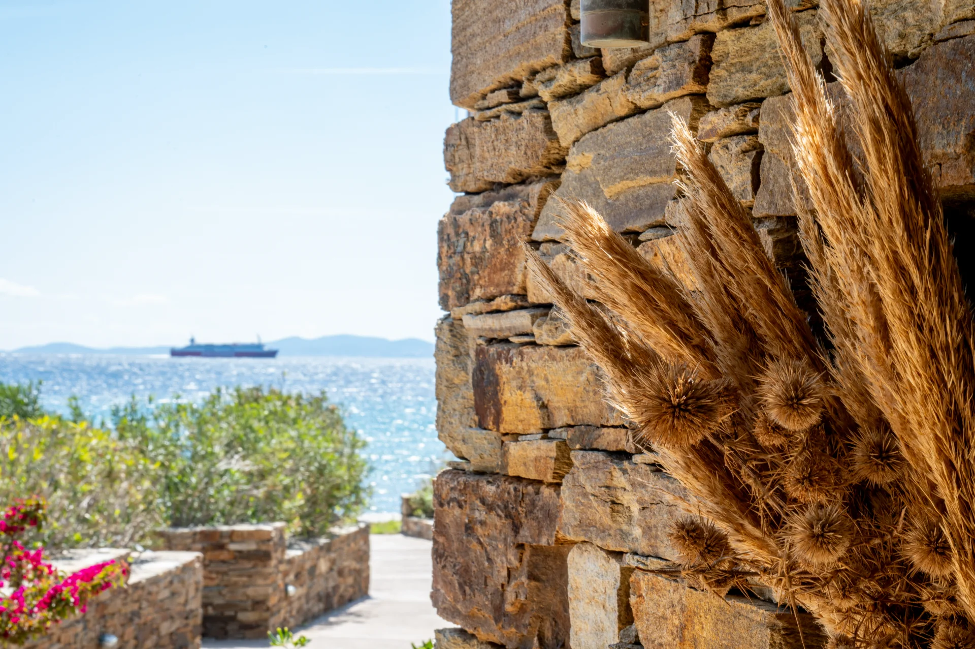 Ondalina sea side  · 4